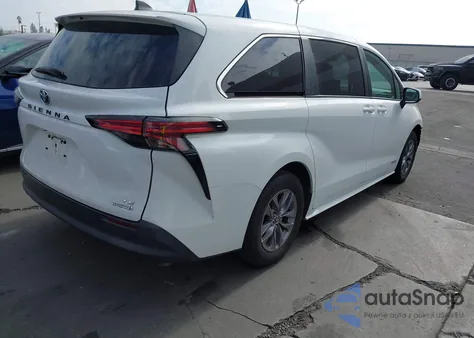 2021 Toyota Sienna Le из США, поврежденный, VIN 5TDKRKEC2MS045702